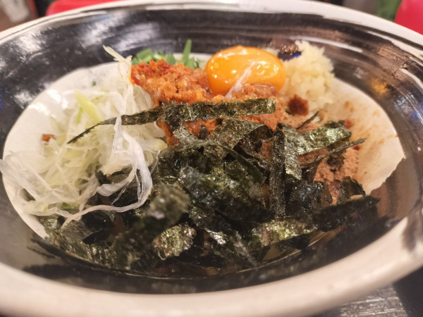 「名古屋台湾まぜそば」@全国ご当地グルメコート 大宮横丁の写真