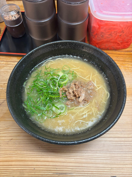「ラーメン」@五号線沿いの元祖長浜ラーメンの写真