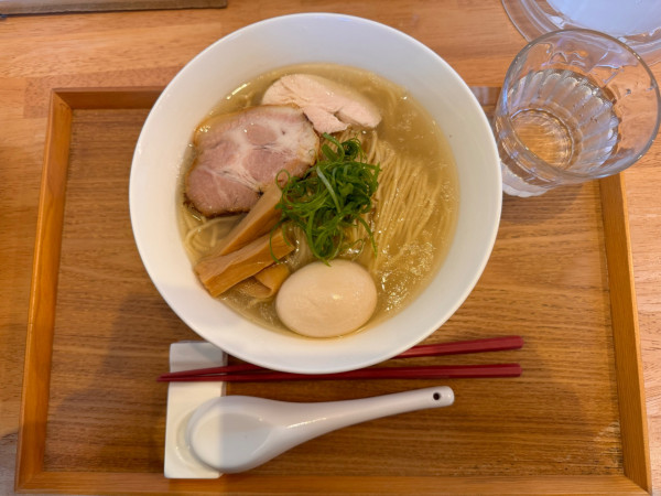 「味玉らぁめん（塩）大盛」@らぁめん ご恩の写真