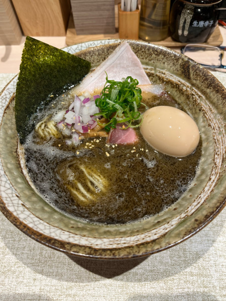 「味玉魚介そば」@麺道 金獅子の写真