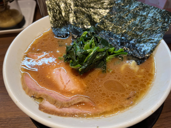「ラーメン」@横浜家系らーめん 輝道家 水道橋駅前店の写真