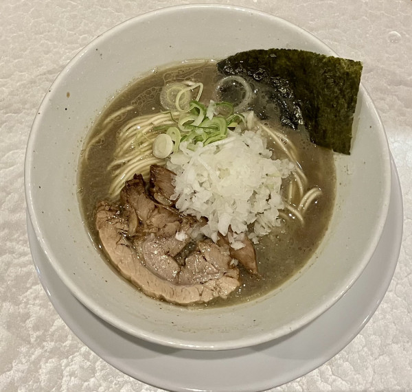 「煮干中華そば 1050円」@つけめん・らーめん・煮干そば 金狼の写真