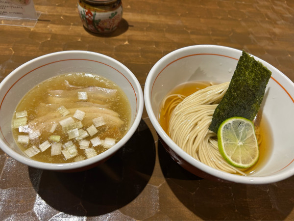 「昆布水つけ蕎麦」@特級鶏蕎麦 龍介 土浦学園通り店の写真
