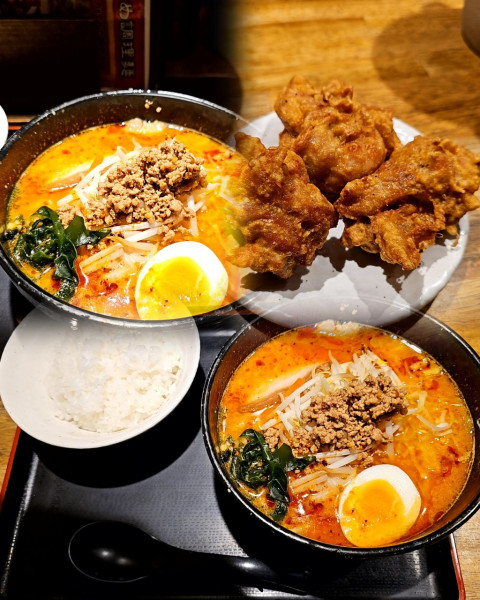 「辛味噌ラーメン唐揚げ3個セット🍚」@まんぼうの写真