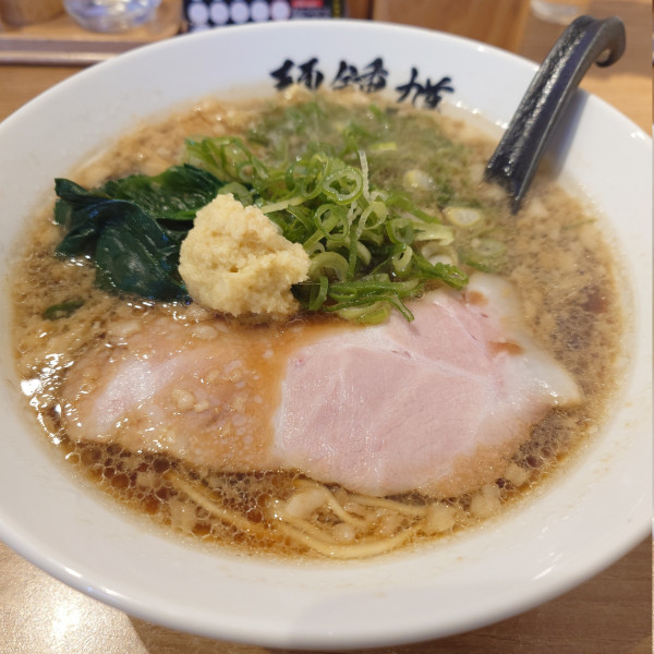「背脂生姜醤油」@麺 鍾馗の写真