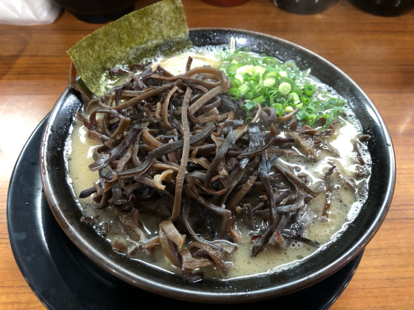 「ラーメン」@博多長浜らーめん ぼたんの写真