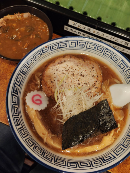 「魚介風味の中華そば 手もみ麺ver.」@麺の蔵 かめだ屋の写真