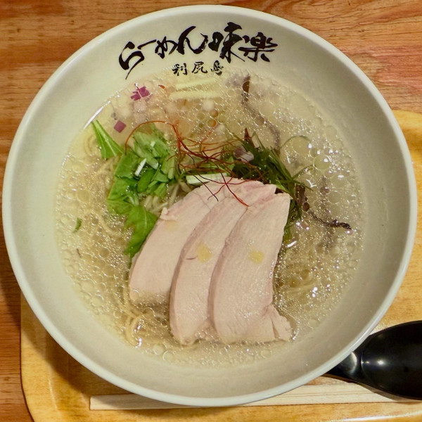 「宗谷の塩らーめん（麺半分）¥1,100」@利尻らーめん 味楽 新横浜ラーメン博物館店の写真