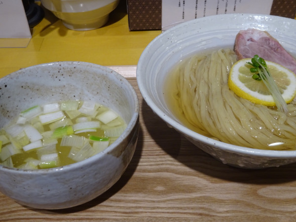 「昆布水つけ麺 塩 980円」@BABA NOODLE HOUSEの写真