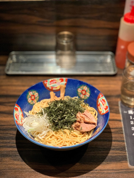 「油そば ¥860 刻み海苔 ¥140」@東京煮干屋本舗の写真