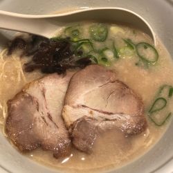 とんこつラーメン