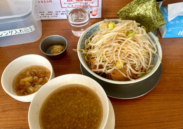 「濃厚つけ麺（熱盛り）＋チャーシュー」@ラーメン ぶぅさんの写真
