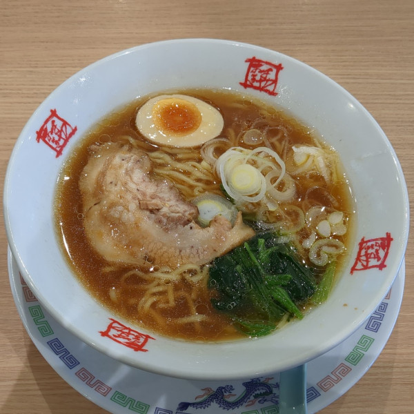 「日本一醤油ラーメン」@らー麺 畑の写真