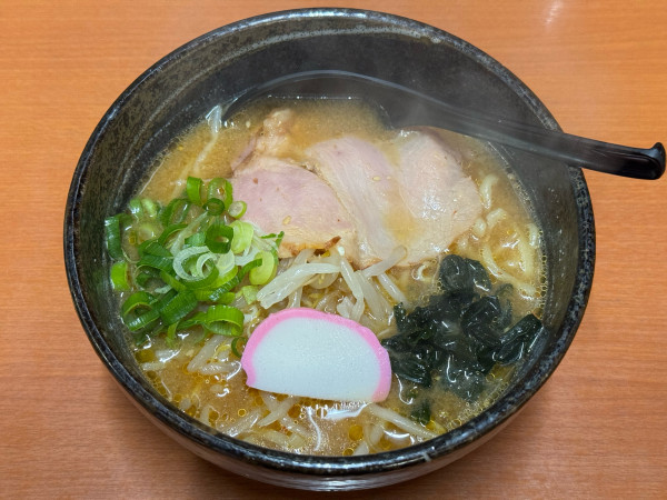 「味噌ラーメン　550円」@村上食堂の写真