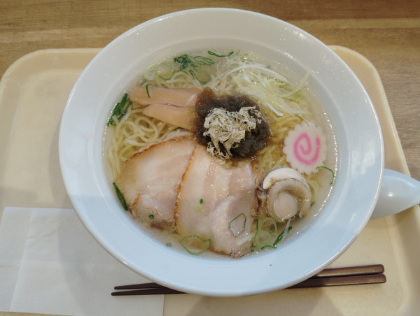 「函館風 塩ラーメン　　　　690円」@ポッポ たまプラーザ店の写真