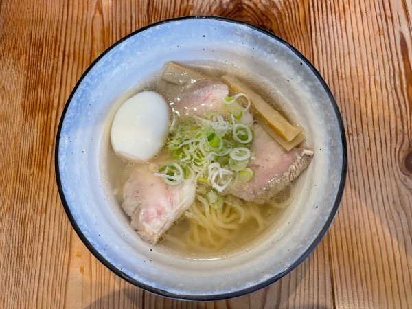 「味玉山塩らーめん(¥980)」@会津山塩らーめん 塩々の写真