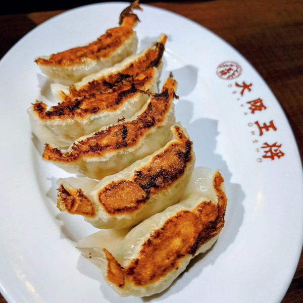 「元祖焼餃子」@大阪王将 飯田橋店の写真