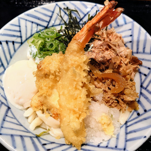 「看板うどん 華祭」@華祭 東京駅北町ダイニング店の写真