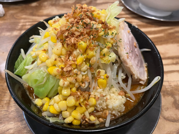 「ガリバタコーン味噌ラーメン」@ジャンクガレッジ しらこばと公園前店の写真