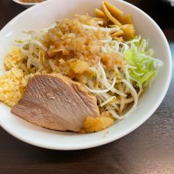 油そば（中）1050、小口ねぎ50