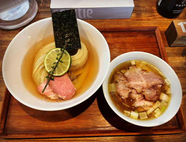 「昆布水つけ麺 塩 ちょい肉増し」@YOKOKURA STOREHOUSEの写真