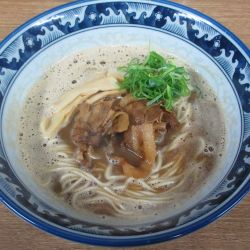 中華蕎麦（850円）