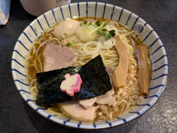 「味玉ラーメン(醤油•中盛)」@秋田ラーメン はまの写真