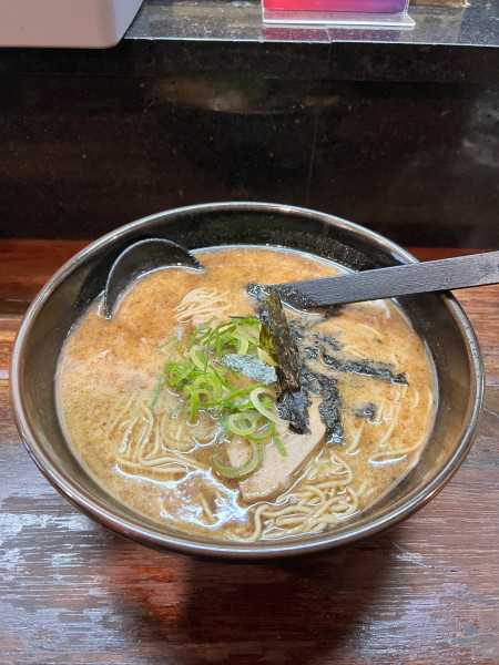 「魚介とんこつラーメン」@あすの澪の写真