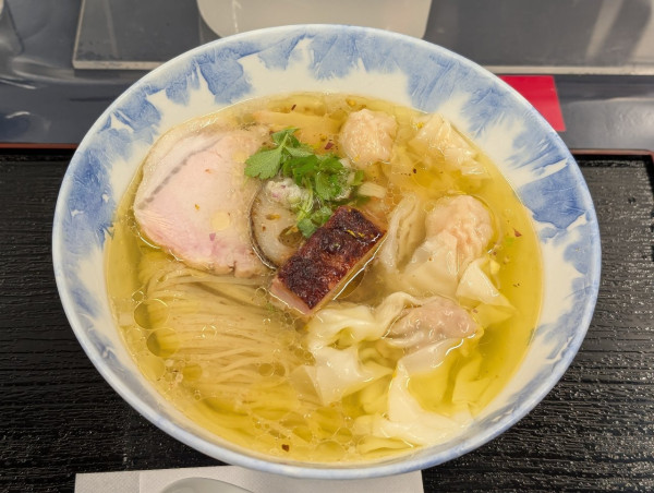 「特選塩らーめん」@Ramen FeeLの写真