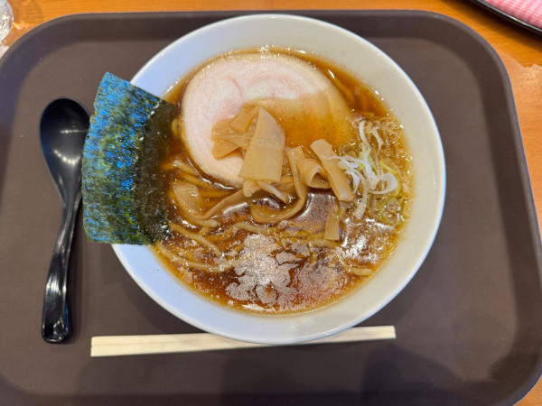 「中華そば950円」@大阪餃子専門店 よしこ 大崎店の写真