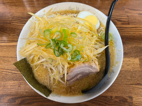 「ネギラーメン 味噌＋もやし」@らーめん三水の写真