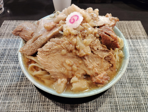 「豚ラーメン １６００円」@自家製麺 No11の写真