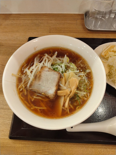 「醤油ラーメン」@ぎょうざの萬代の写真