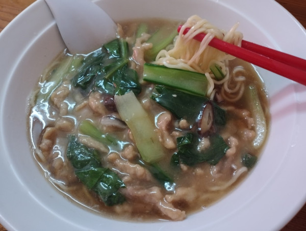 「肉そば(750)」@中華料理 華福酒家の写真