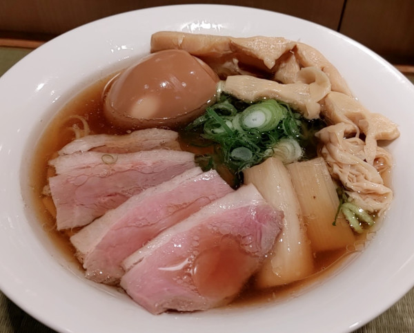 「鴨らーめん（上：1,480円）」@らーめん 鴨to葱 イイトルミネ新宿店の写真