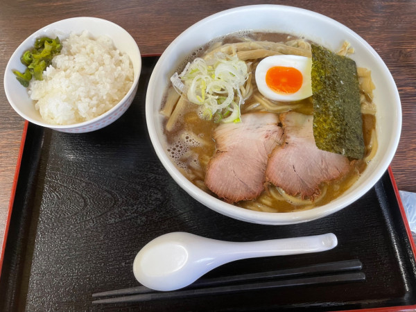 「太麺煮干し系」@つけ麺 中華そば 佐とうの写真