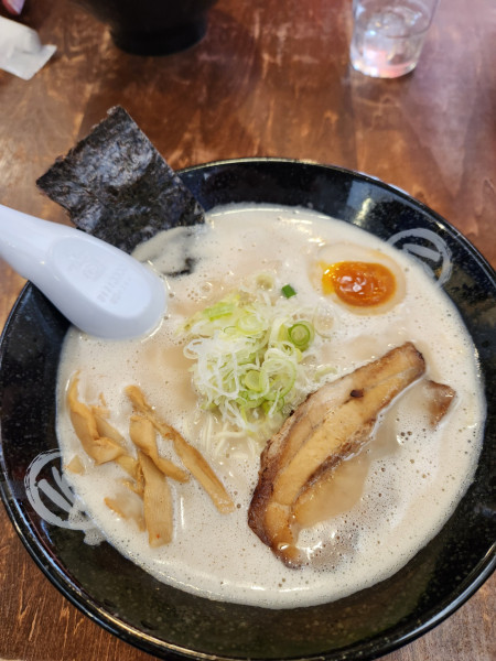 「まる兵豚骨醤油ラーメン」@まる兵らーめん 高崎店の写真