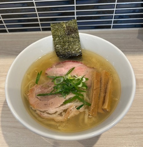 「塩そば 900円。」@Ramen 博し光るの写真