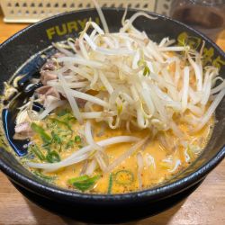 辛味噌黒マー油とんこつラーメン
