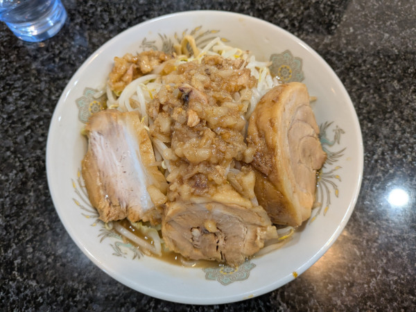 「中ラーメン＋ブタ1枚」@ラーメン豚豚拍子の写真