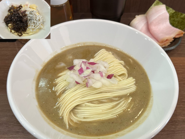 「濃厚煮干らーめん」@Noodle&Spice curry 今日の1番の写真