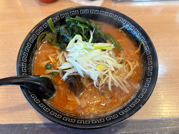「オロチョン　サービスほうれん草　1,000円」@北海道らーめん 龍源 所沢二号店の写真