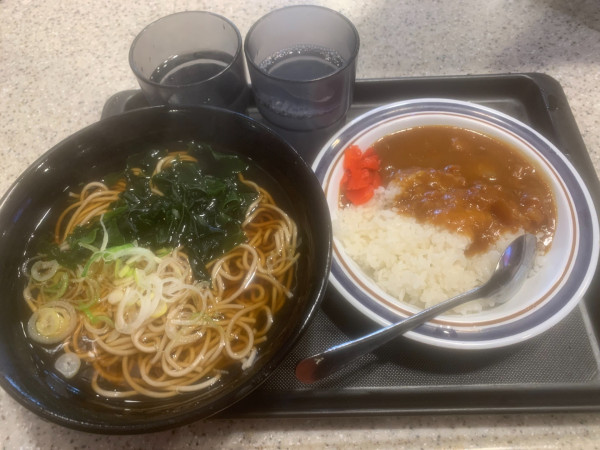 「ミニカレーセット 680円」@名代 富士そば 浜松町店の写真