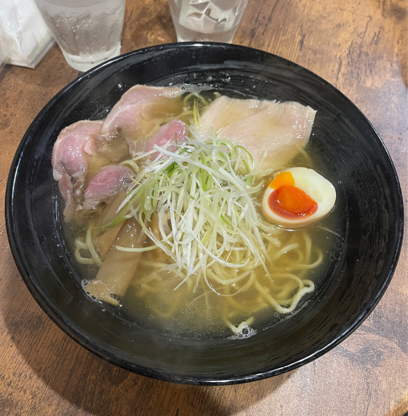 「鶏塩（1050円）」@虎一番の写真