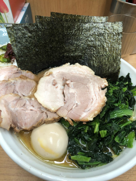 「特製ラーメン」@横浜ラーメン 武蔵家 日吉店の写真
