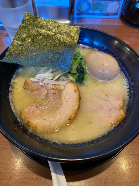 「味玉Wチャーシュー麺（塩）」@しょうゆのおがわや 橋本店の写真