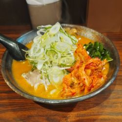 キムチらーめん（大盛）＋ネギ増し