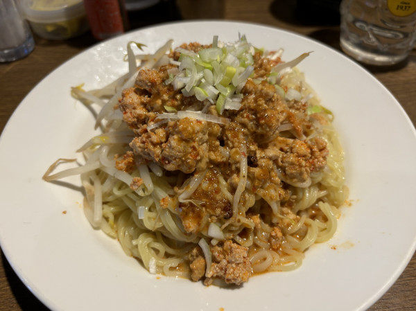 「汁なしタンタン麺」@台湾料理 桃園の写真