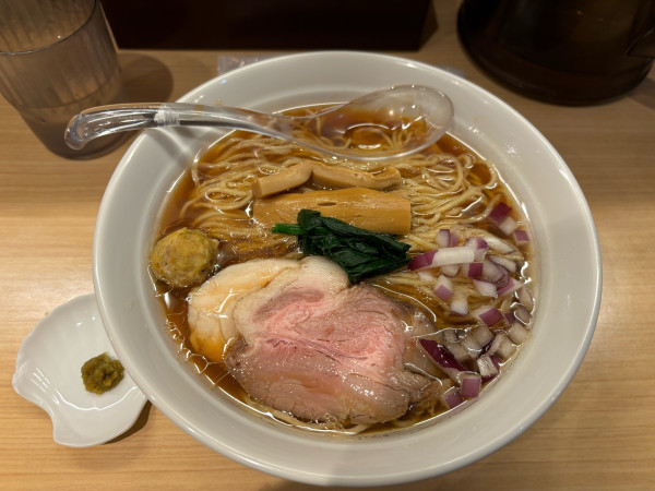 「貝だし醤油そば」@貝出汁 中華そば 竹祥の写真