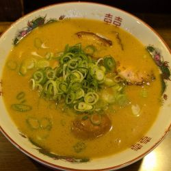 こってり背脂中華そば